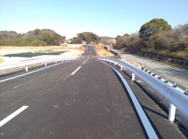 市道岡崎阿知和ｽﾏｰﾄｲﾝﾀｰ線　仮設道路築造工事その２（週休２日）